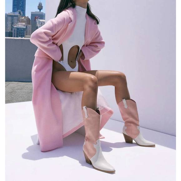 NEW BILLINI claudette boot in pink - Picture 4 of 5